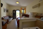 Ammoudara bei Agios Nikolaos MIT VIDEO: Kreta, Ammoudara bei Agios Nikolaos: Vier Bungalows auf privatem Grundstück, nur wenige Gehminuten vom beliebten und